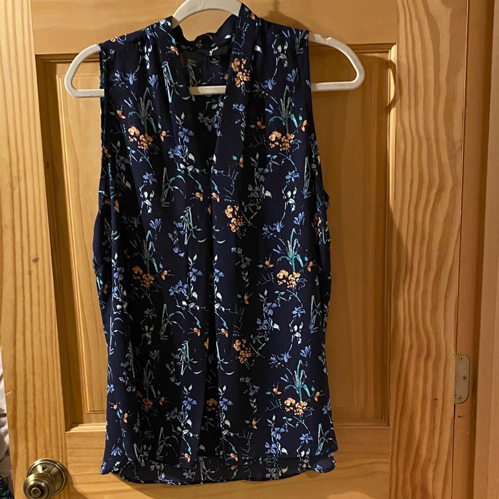 GNW Floral Sleeveless Blouse - Navy